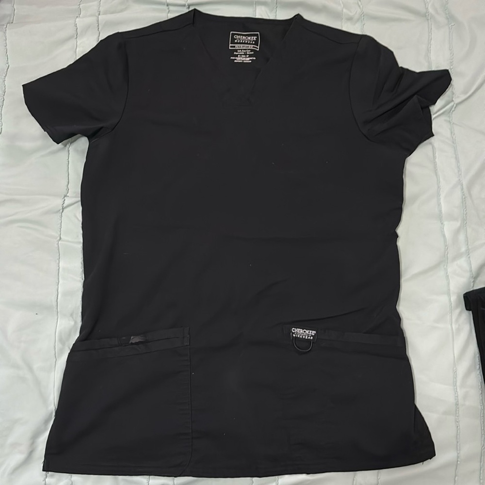 Cherokee Scrub Top